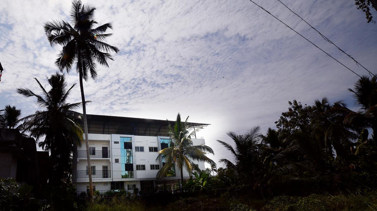 Indeevaram Residency Thiruvananthapuram Екстериор снимка