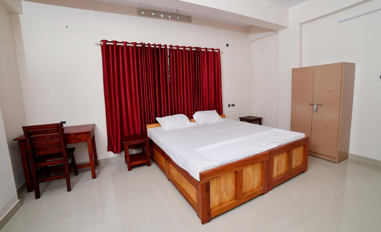 Indeevaram Residency Thiruvananthapuram Екстериор снимка