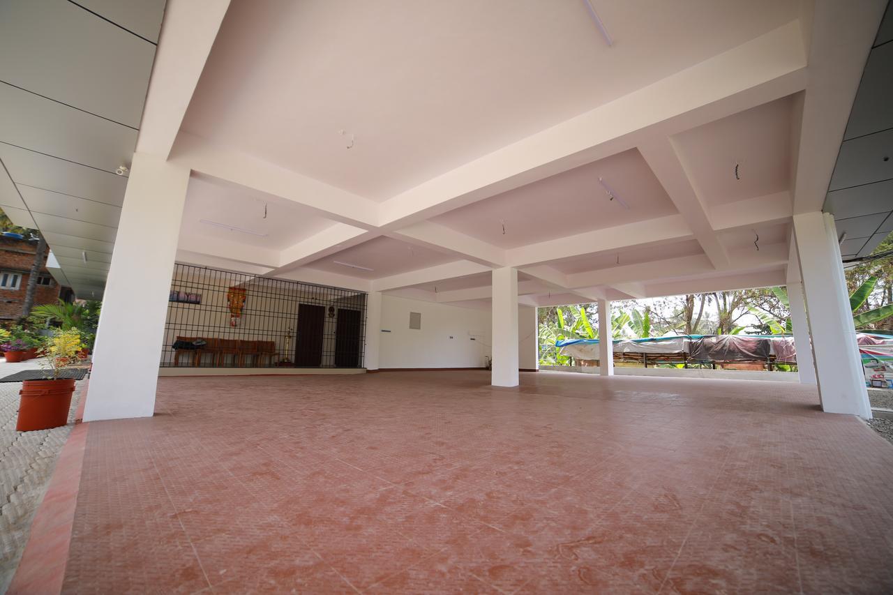 Indeevaram Residency Thiruvananthapuram Екстериор снимка